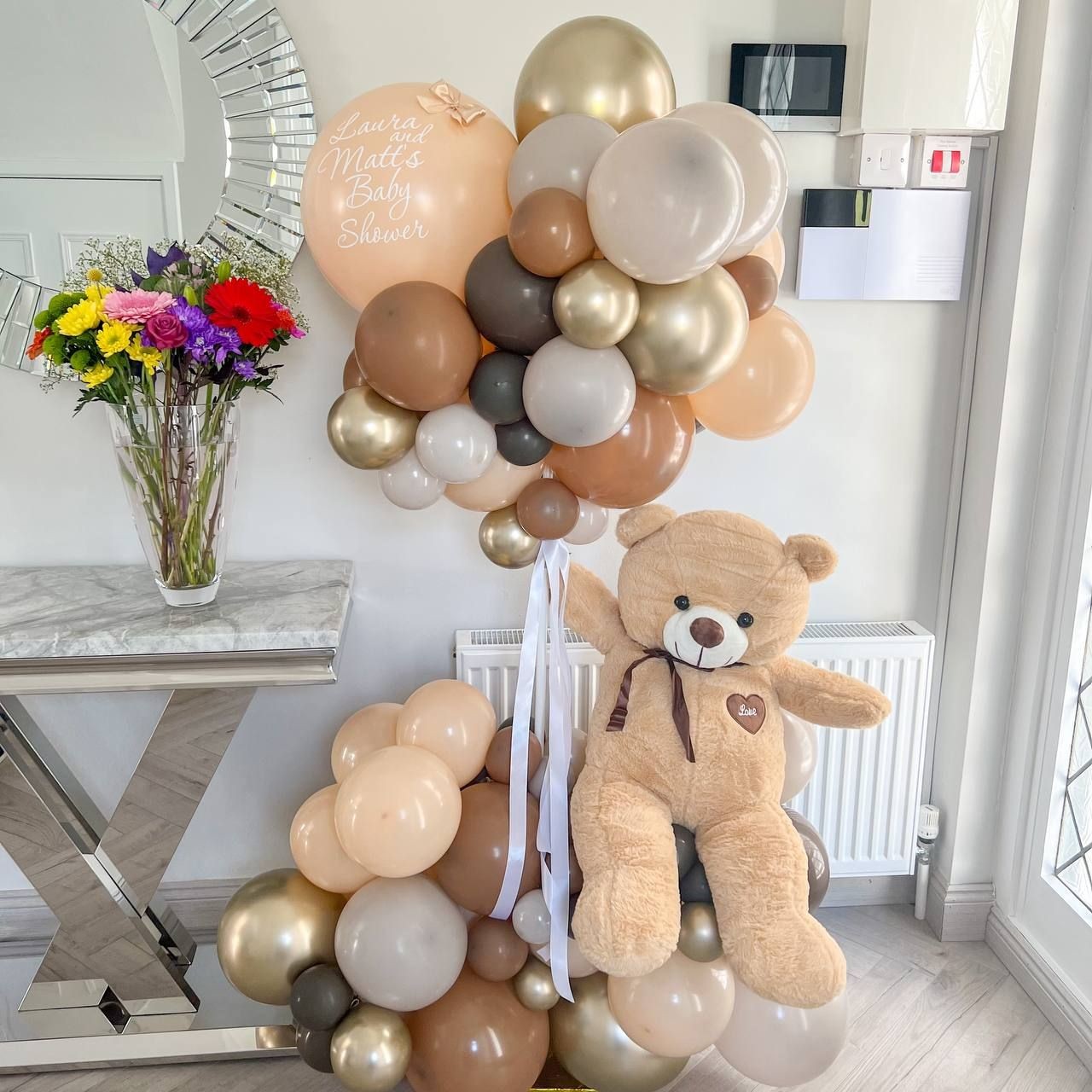 floatin teddy balloon stand, baby shower, christening, 1st birthday 